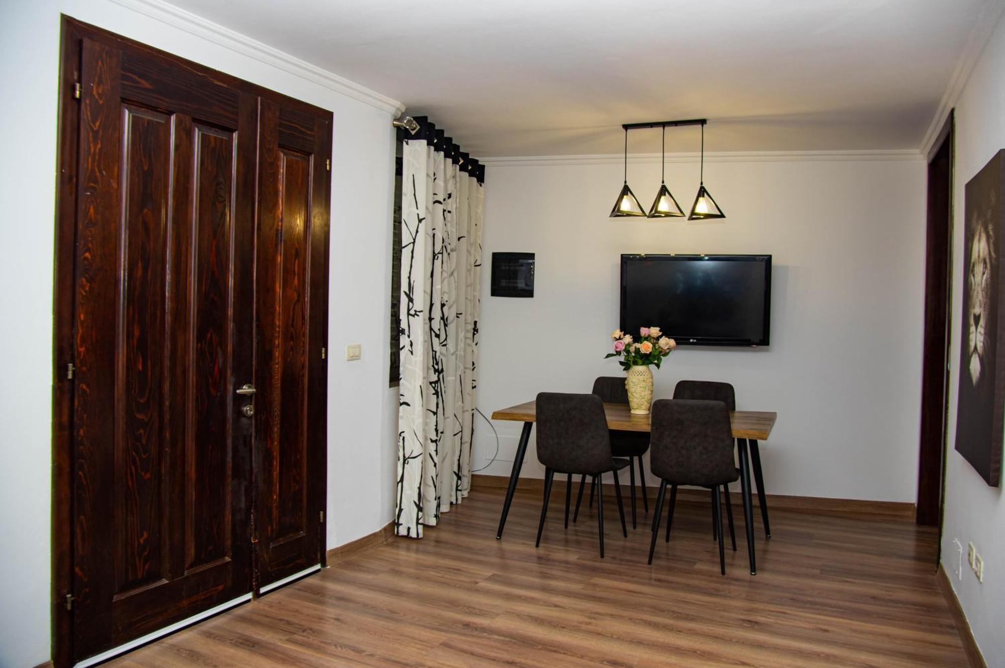 Lucas Central Relaxing House Τίρανα Εξωτερικό φωτογραφία